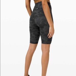 Lululemon Align SHR Short 10’’ Camo